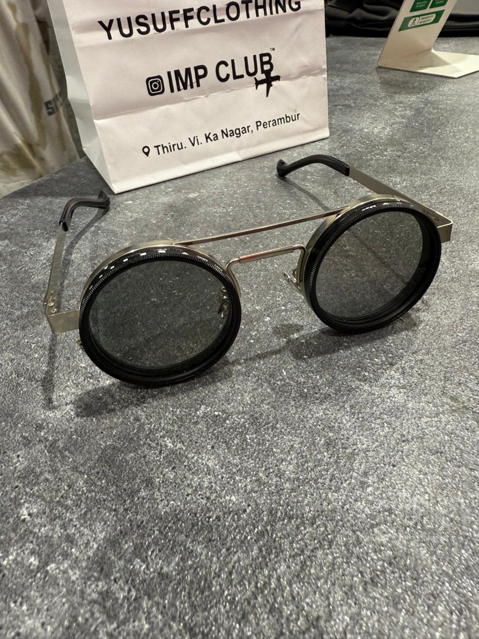 ADJUSTABLE TINT SUNGLASS