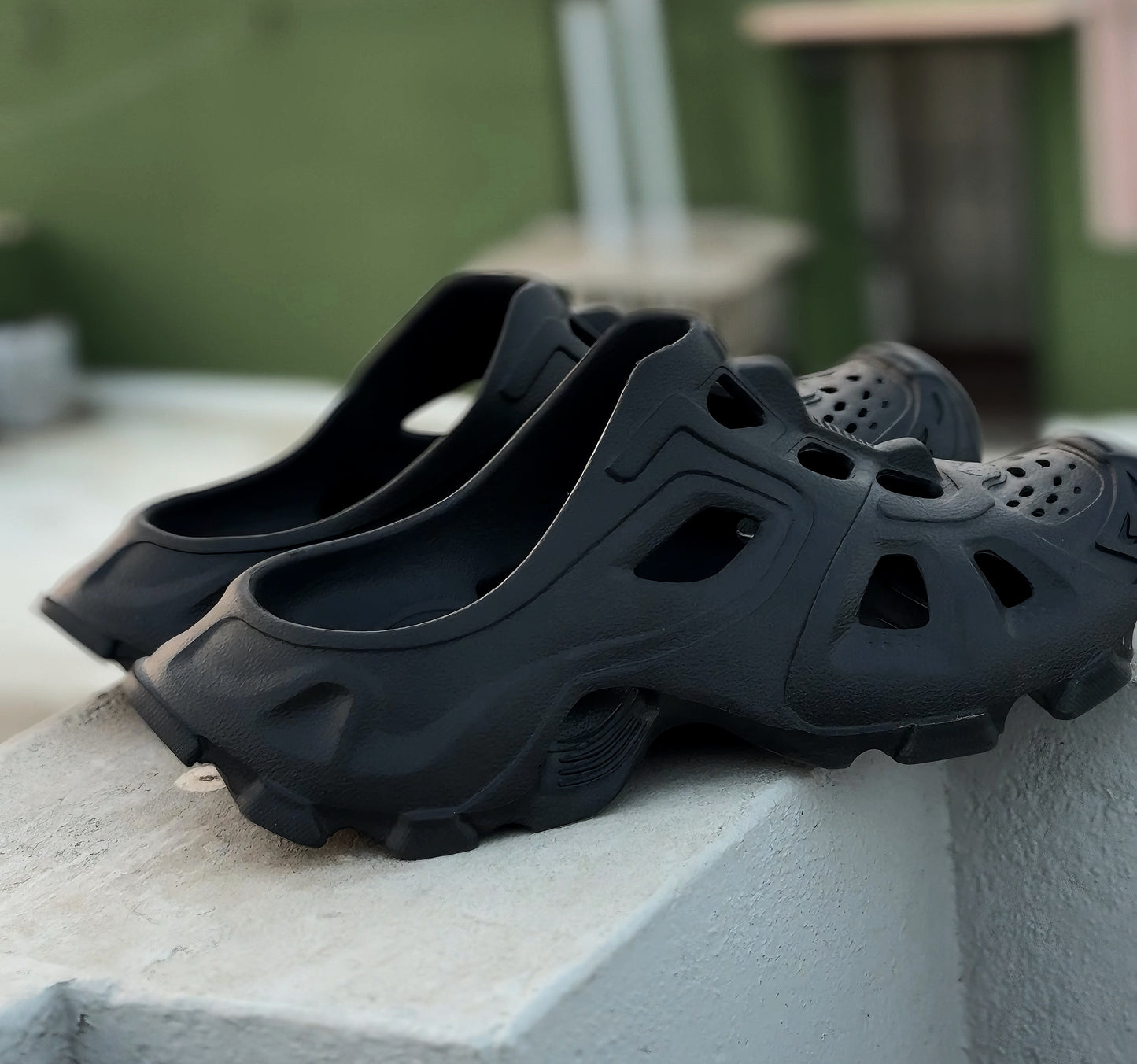 Ventilated Chunky Foam Clogs