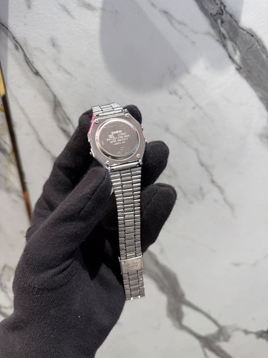Z&Y Vintage Digital Watch for Men & Women – Silver Metal Bracelet, Alarm & Chronograph