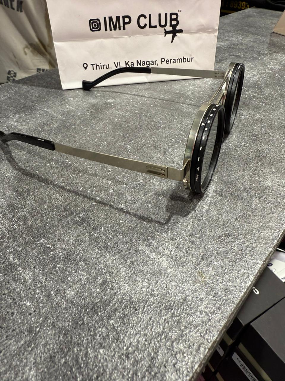 ADJUSTABLE TINT SUNGLASS